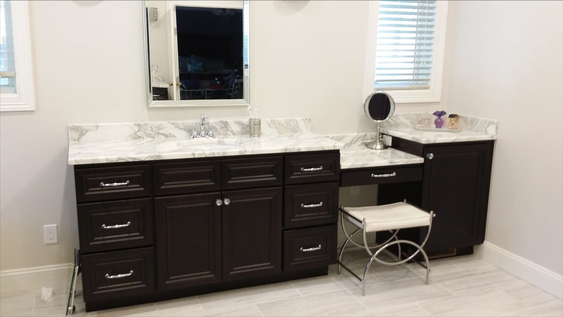 bathroom vanity