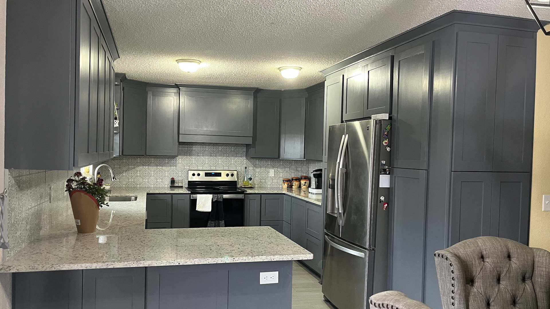 kitchen cabinet